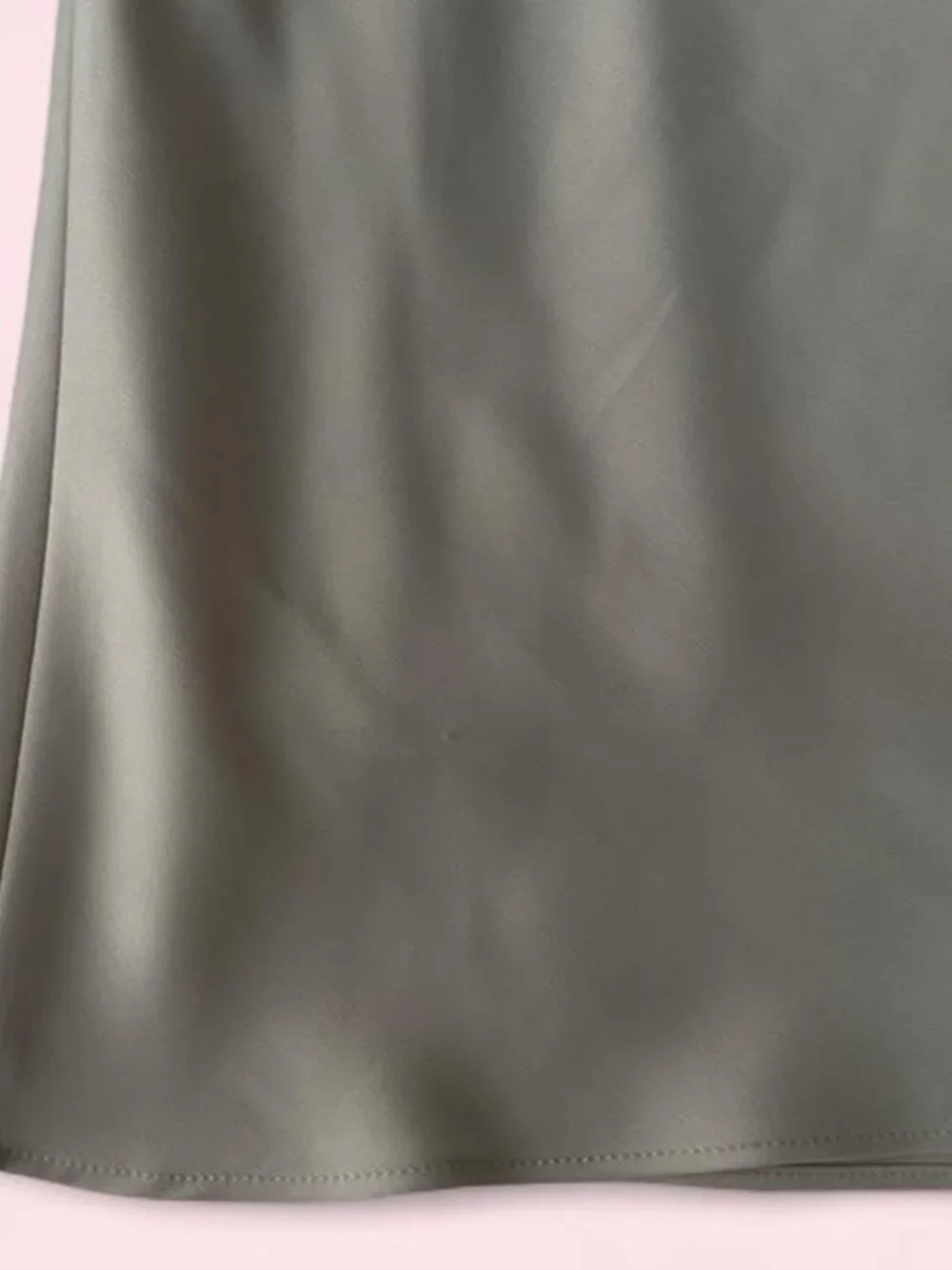 Uniqlo Gray Satin Midi Skirt